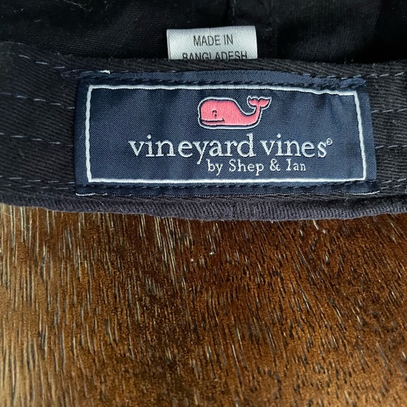 Vineyard Vines Classic Logo Pink Whale Baseball Hat Navy Strapback Dad Golf Cap - Picture 3 of 7